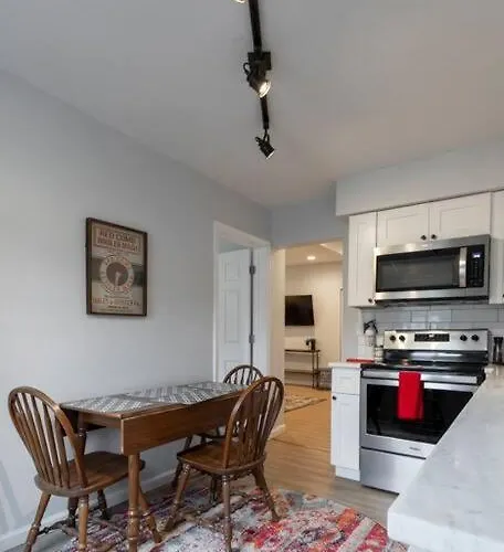 Apartment Urban Oasis Easy Access Brand New Pittsburgh